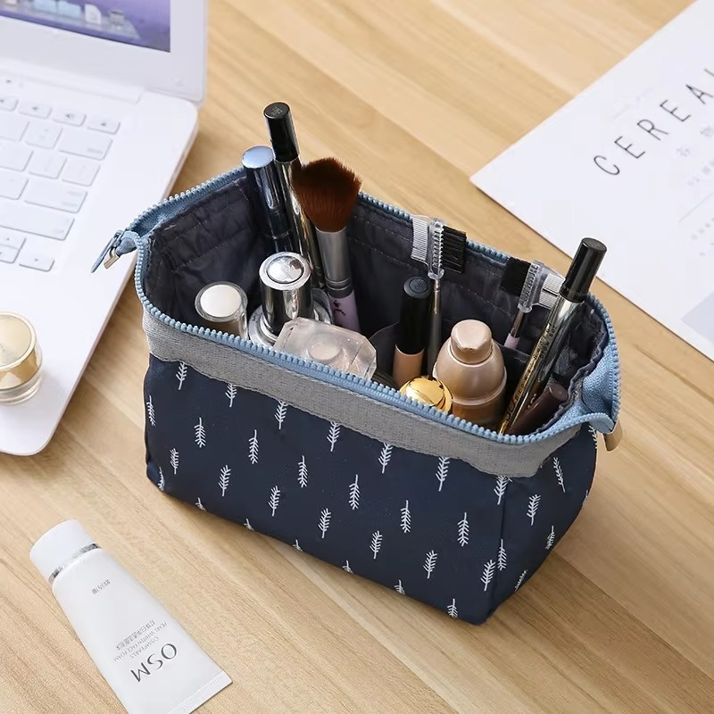 New Fashion Cosmetic Bag Women - Travel Luggage Set ulasan dan harga
