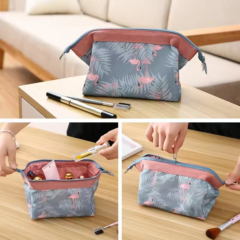 New Fashion Cosmetic Bag Women - Travel Luggage Set ulasan dan harga